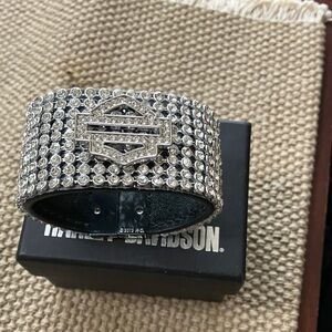 Harley-Davidson Black and Silver Crystal Cuff
